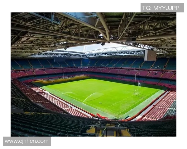 小个子球星如何凭借速度与技巧征服足球场成就传奇 小个子球星如何凭借速度与技巧征服足球场成就传奇