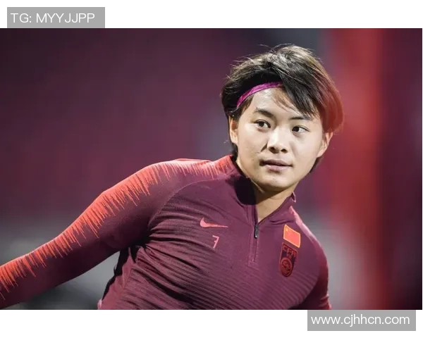 护士表演聚焦足球球星奋斗历程展现激情与坚韧力量